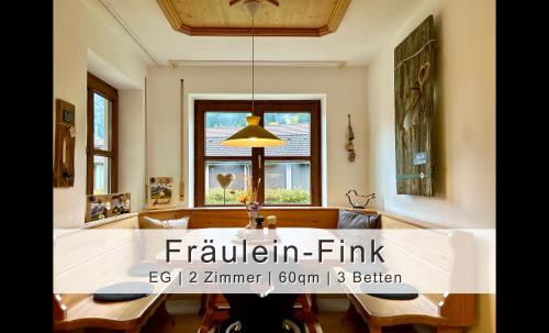 Foto sihtkohas Oberstaufen asuva majutusasutuse FeWo "Fräulein-Fink" bei Oberstaufen im Allgäu - Alpsee 5 Min - neue großzügige Südterrasse mit Garten - gratis WLAN - Waschmaschine - Garage mit Wallbox galeriist