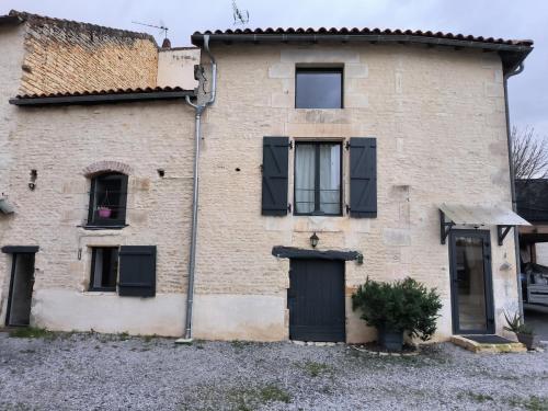 maison de bourg au calme, proche du Futuroscope
