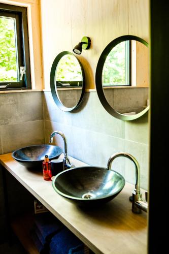 Φωτογραφία από το άλμπουμ του Pean-buiten Waterlodges σε Nes