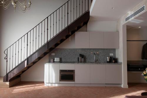 Palazzo Doni by Florence Art Apartments photo 30