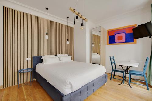 A Sweet Studio in Montparnasse - Boulevard du Montparnasse