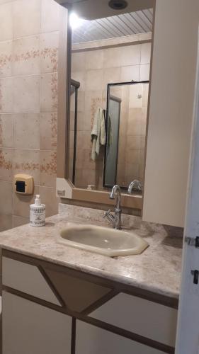 Koupelna v ubytování Quarto Pacífico