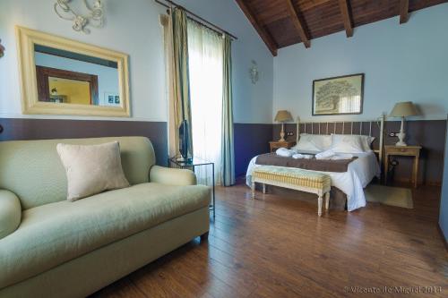 Hotel Rustico Lugar Do Cotariñoにあるベッド