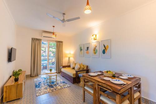 Zona de estar de Tranquil 1BHK suite Pool Field Calangute Da Alohas