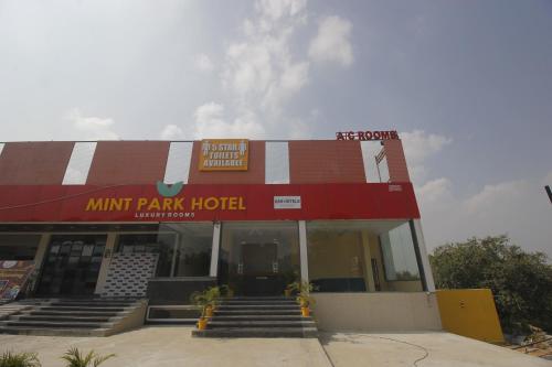 Bangunan di mana terletaknya hotel
