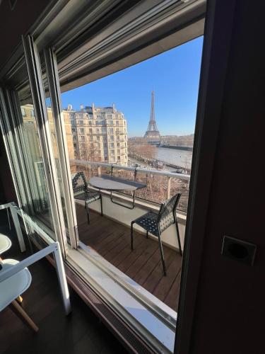 Luxury Suite View Eiffel Tower Paris 16th Trocadero