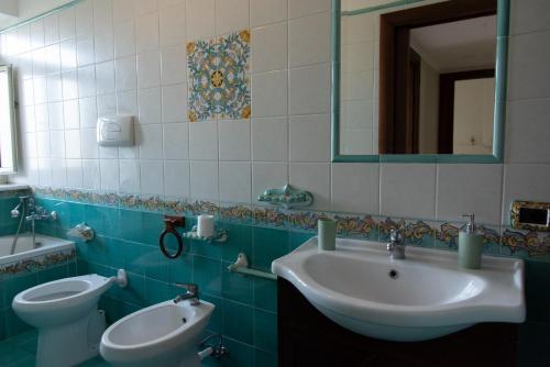 Casa Vacanze Residenziale, near the Sea, free parking, family accomodation