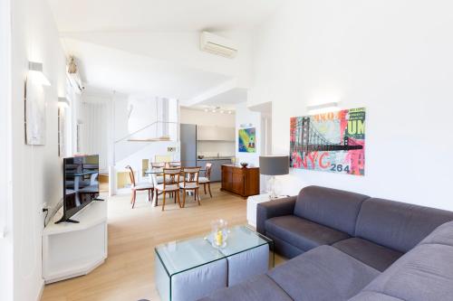 Roma City Suite with Parking - Villa Borghese