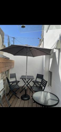 Μπαλκόνι ή βεράντα στο Appartement T3 vue mer, terrasse- centre ville