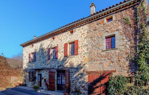 Amazing Home In Chassiers With Wifi