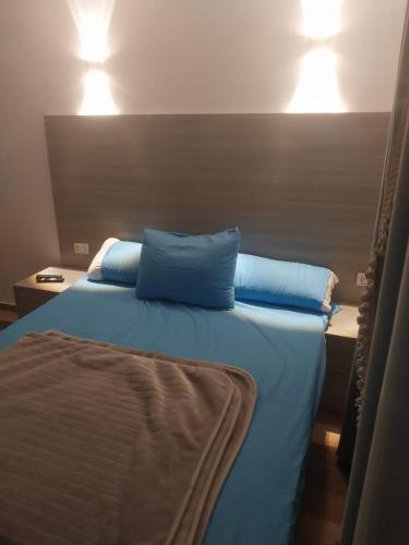 Postel nebo postele na pokoji v ubytování Royal residence