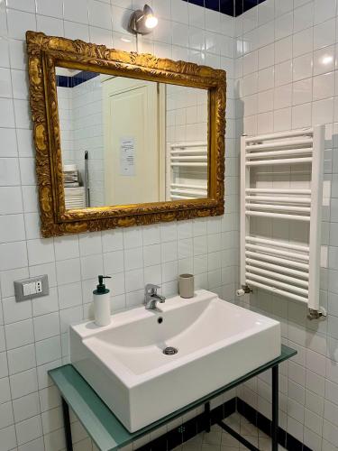 Palazzo Rota GuestHouse