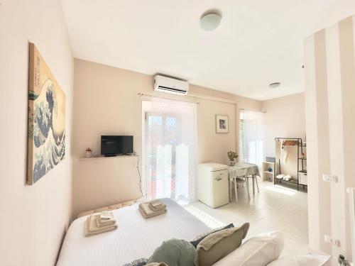 Milan City Center Romantic Suite with Terrace