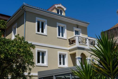 Deluxe apartment Dobrila
