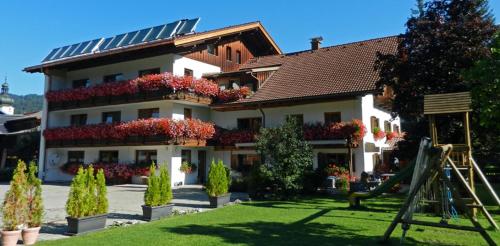 Apart & Pension Wassermann inklusive Sommerbergbahnticket