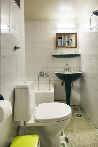 Acropolis Metro Station- Great Located Flat 125m2
