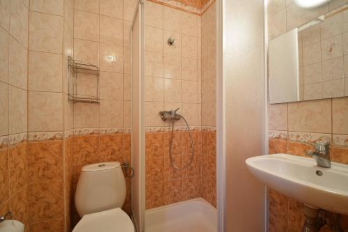 Et badeværelse på Pensjonat Aida