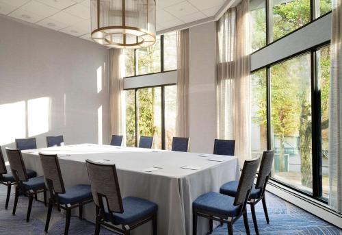 Φωτογραφία από το άλμπουμ του Sonesta White Plains Downtown σε White Plains