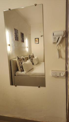 Ein Bett oder Betten in einem Zimmer der Unterkunft Cozy 3 bedroom Apt with Central location