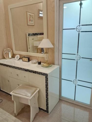 Ένα μπάνιο στο Emmasdale Hidden Gem Upstairs Luxury