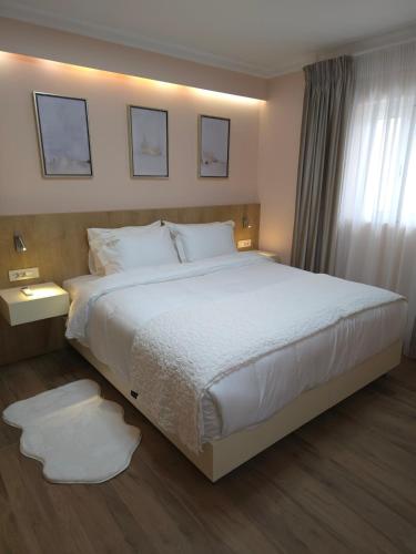 Breeze Apartment