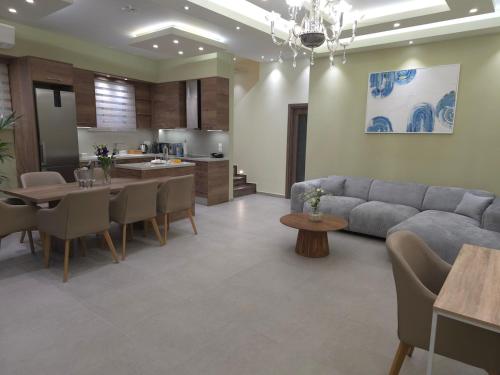 Breeze Apartment