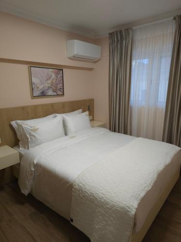 Breeze Apartment