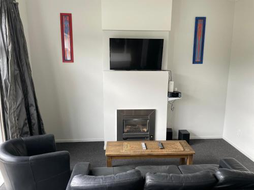 Телевизор и/или развлекательный центр в Mountain View Apartments