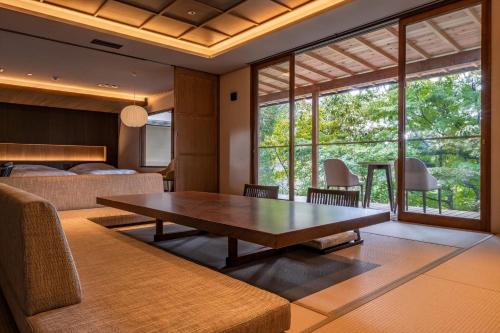 Coin salon dans l'établissement Jinya Ryokan