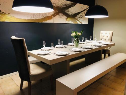 Φωτογραφία από το άλμπουμ του Bedfordview Accommodation - Koi Liv-Inn σε Μπέντφορντβιου