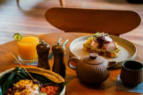 Mad på resortet eller i nærheden