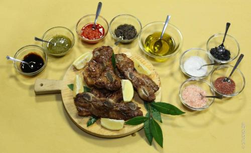 Φαγητό σε αυτή η εξοχική κατοικία ή κάπου εκεί κοντά