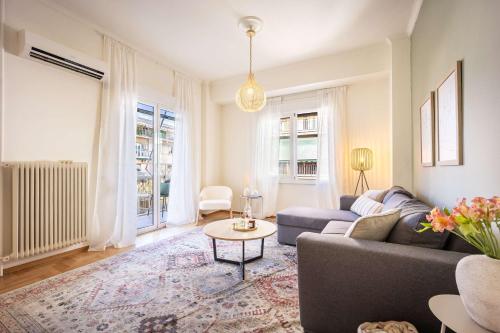 Spacious 2BR in Koukaki l Balcony l Near Acropolis