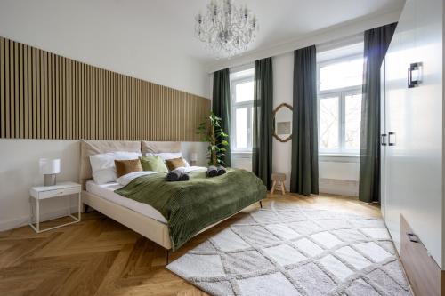 Central elegant Heritage Apartment with modern comfort