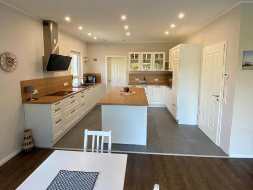 Dapur atau dapur kecil di Ferienwohnung Repetal