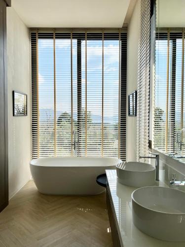 Koupelna v ubytování AKRA Collection Layan - Hideaway Villas