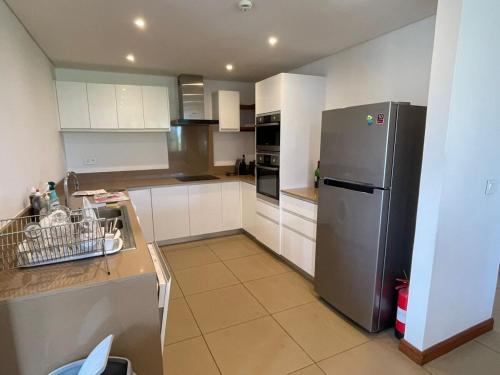 Dapur atau dapur kecil di Azuri Mauritius Penthouse with Sea Views