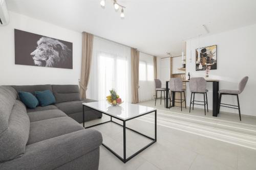 Apartment Veranda