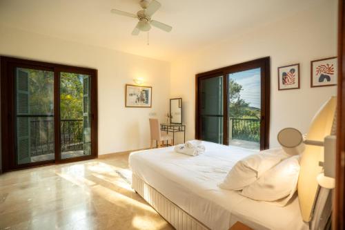 Ένα ή περισσότερα κρεβάτια σε δωμάτιο στο Beautiful Villa with stunning sea view