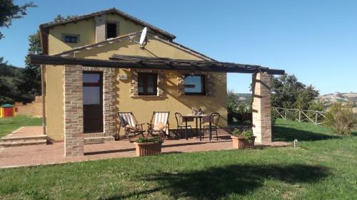 El edificio en el que está la estancia rural