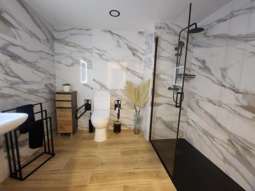 Koupelna v ubytování kala-mar Valencia