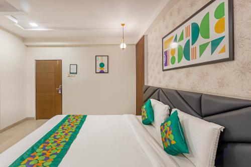 Cama o camas de una habitación en Treebo AR Grand, Gajuwaka