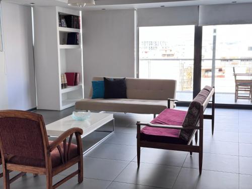 Χώρος καθιστικού στο Kerameikos Spacious Loft