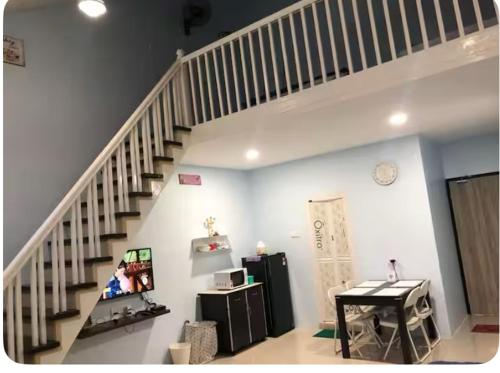 Φωτογραφία από το άλμπουμ του HOME House σε George Town
