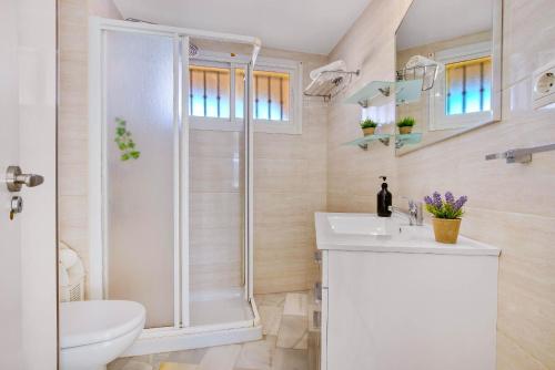 Erisa 68 by IVI Real Estate