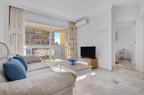 Erisa 68 by IVI Real Estate