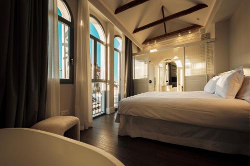 Hotel Boutique Escudo del Carmen