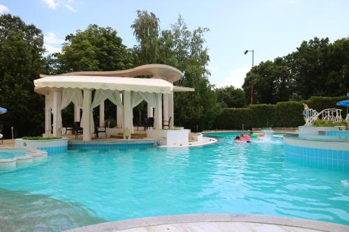 Bellevue golden sands