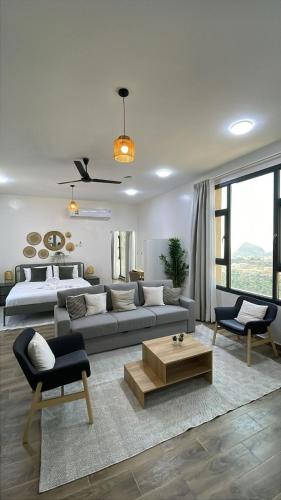 Roghan Hospitality Inn