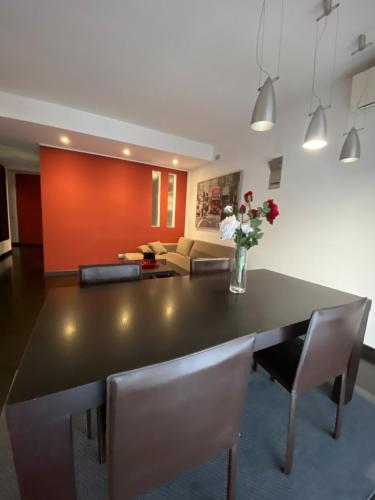 Istumisnurk majutusasutuses The style Comfortable for metro, fs station and hospital